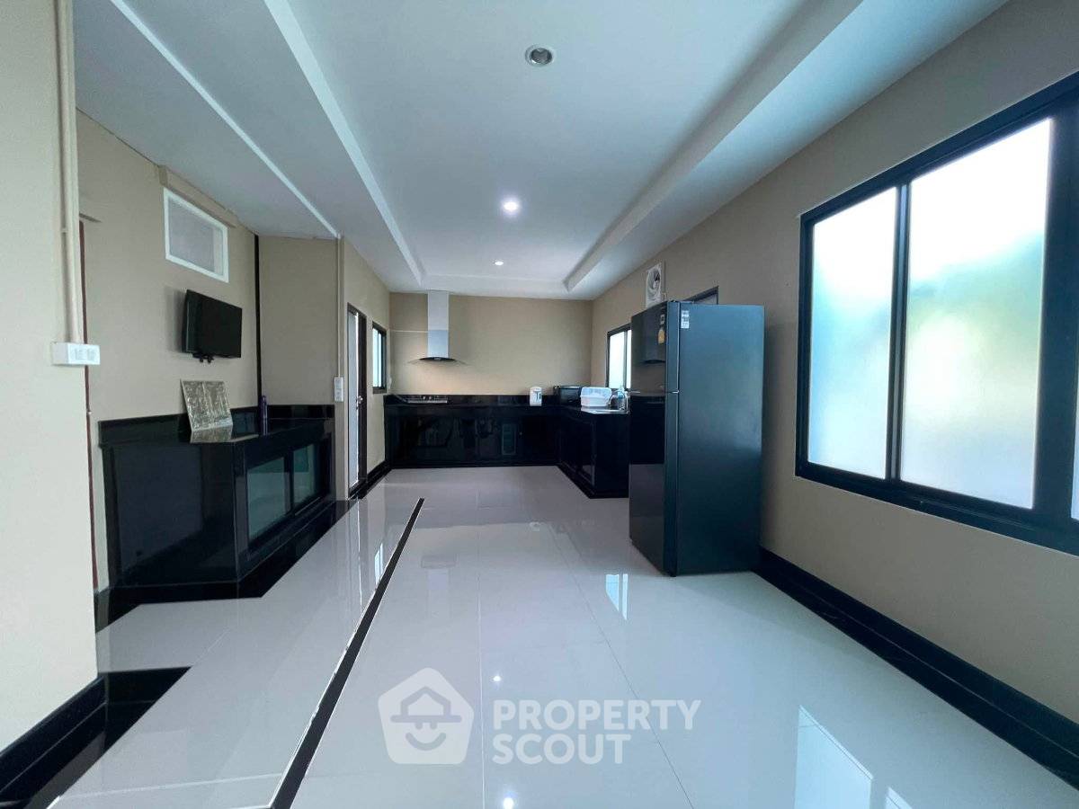 picture 4-BR House For Sale, Baan Lalin The Young Executive, Prawet (ID 3110406) - 10/17