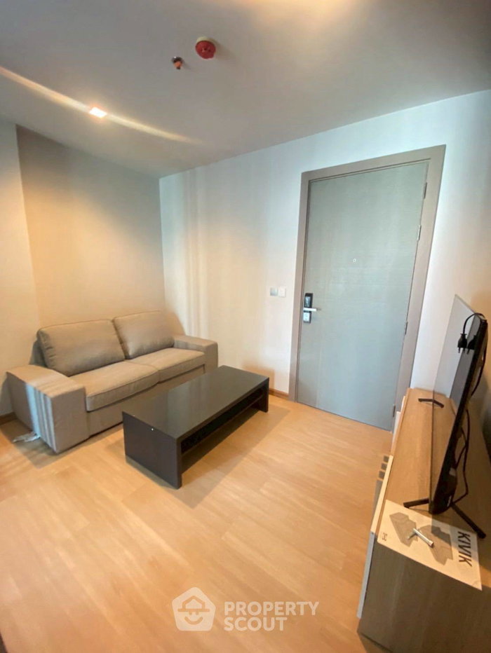 picture High-Floor 1-BR 32 Sqm At Life Asoke - Rama 9, 300m To MRT Phra Ram 9 (ID 3100504) - 1/8