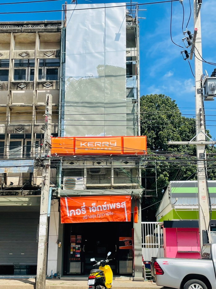 รูป ขายตึกอาคารพาณิชย์ 3 ชั้น ชั้นที่ 4 ดาดฟ้า ขนาด 1 คูหา ตลาดนอกสีคิ้ว - รูปที่ 10/10
