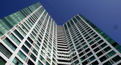 Condos for sale : 2-BR Condo For Sale At Baan Sathorn Chaopraya, BTS Krung Thon Buri (ID 1979555)