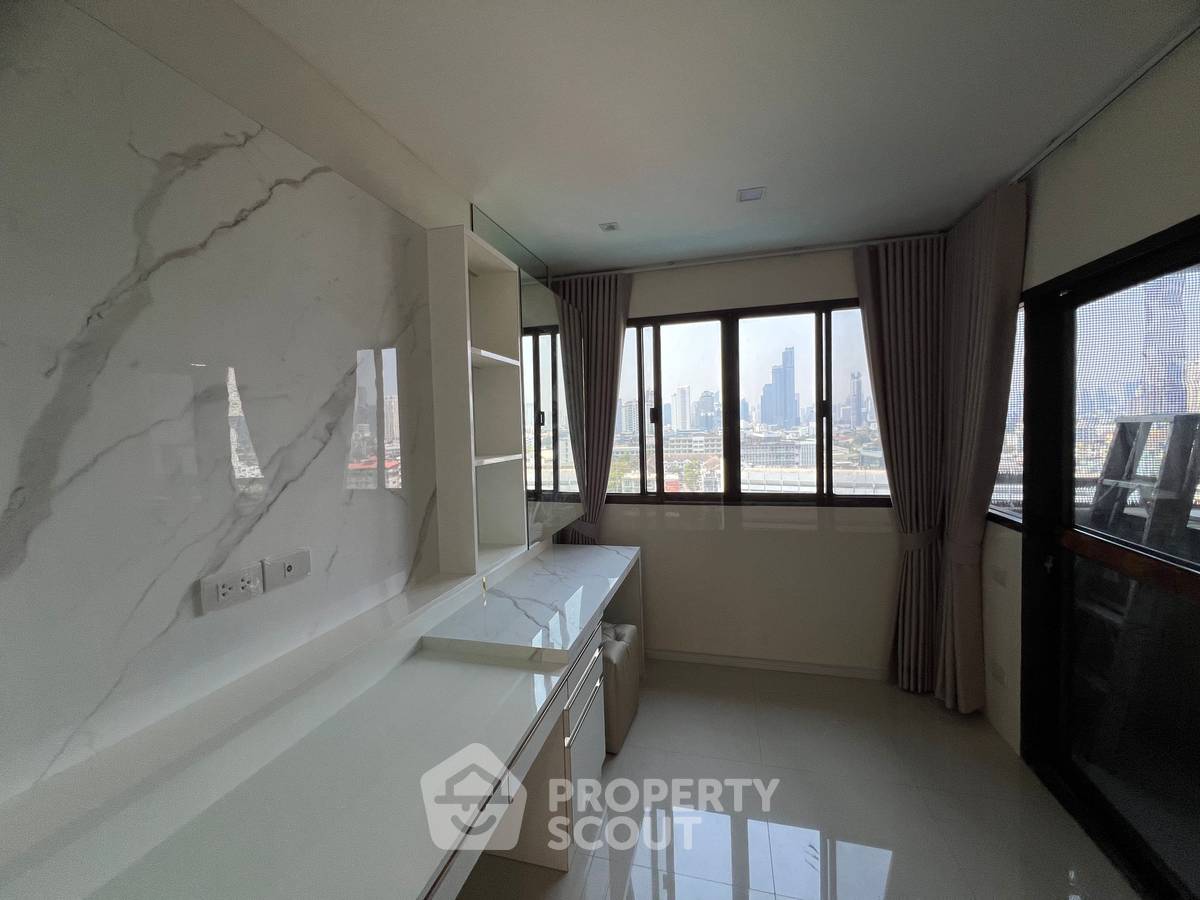 picture 2-BR Condo For Sale, The Winning Tower, ARL Ramkhamhaeng (ID 497198) - 38/45