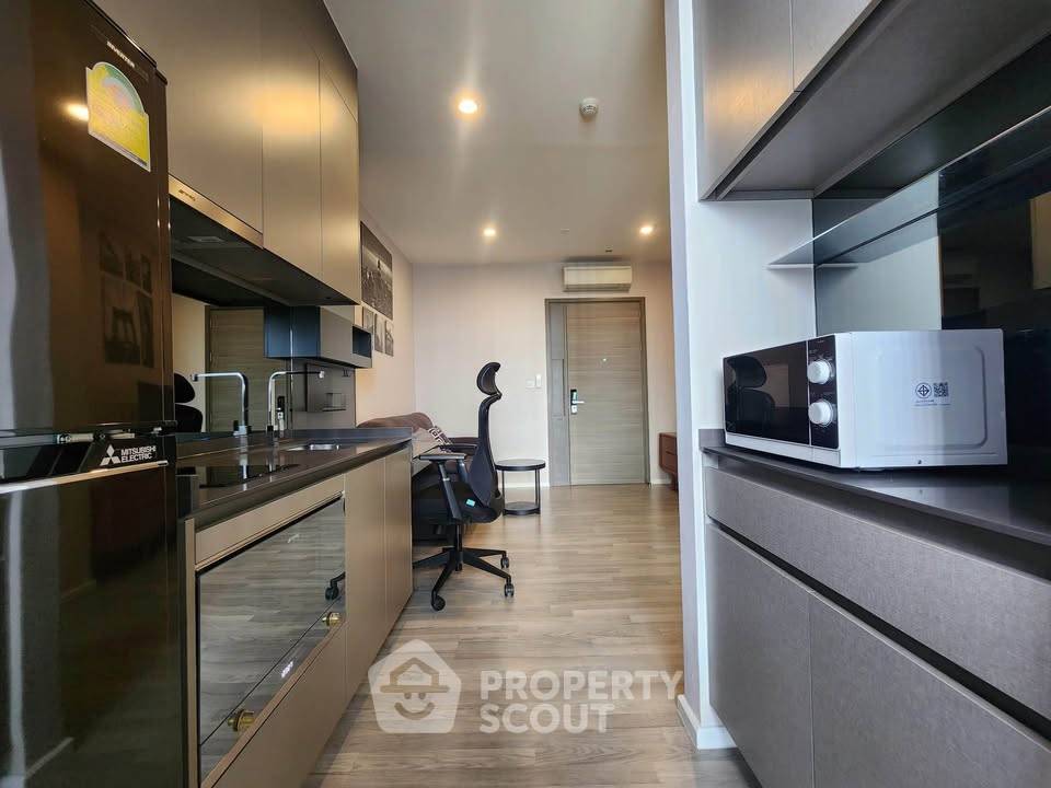 picture High-Floor 1-BR At The Room Sukhumvit 69, 100m to BTS Phra Khanong (ID 2398971) - 4/27
