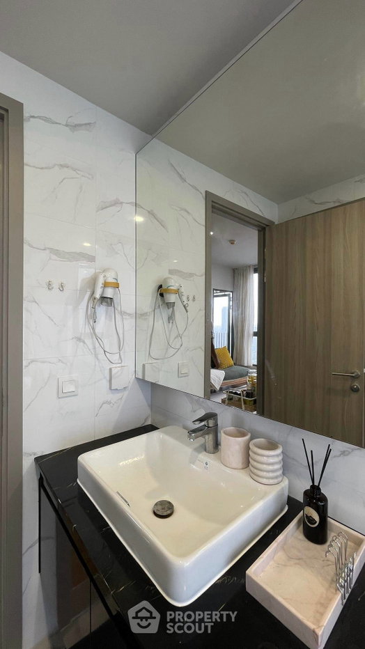 picture Well-Priced 1-BR Condo, Cloud Thonglor-Phetchaburi, MRT Phetchaburi (ID 3124707) - 12/13