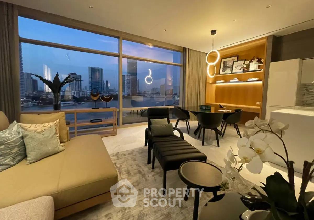 picture 2-BR 138 Sqm Condo At Four Seasons Private Residences, BTS Saphan Taksin (ID 2828481) - 3/15
