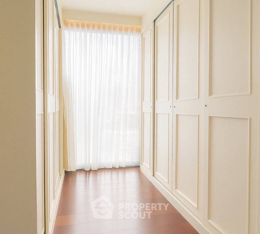 รูป คอนโด 2 ห้องนอน 83 ตร.ม. ชั้น 8 ที่ ขุน บาย ยู ใกล้ BTS ทองหล่อ (ID 2501378) - รูปที่ 3/6