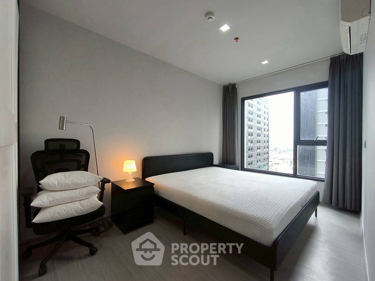 picture 2-BR Condo At Life Asoke - Rama 9, 17th Floor, 300m To MRT Phra Ram 9 (ID 3119919) - 3/13
