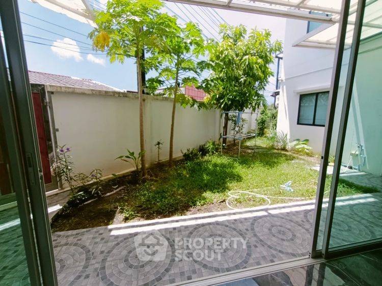 รูป บ้านเดี่ยว 4 ห้องนอน สำหรับขาย โครงการธารทองวิลล่า ซอย 15 วัชริต (ID 3123697) - รูปที่ 3/6