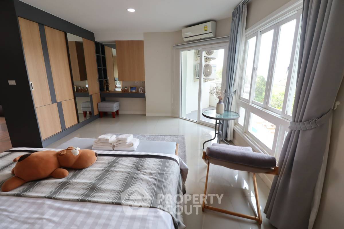 รูป คอนโด 2 ห้องนอน ขาย Grand View Condo บ้านอำพุร นาจอมเทียน สัตหีบ (ID 1493392) - รูปที่ 2/9