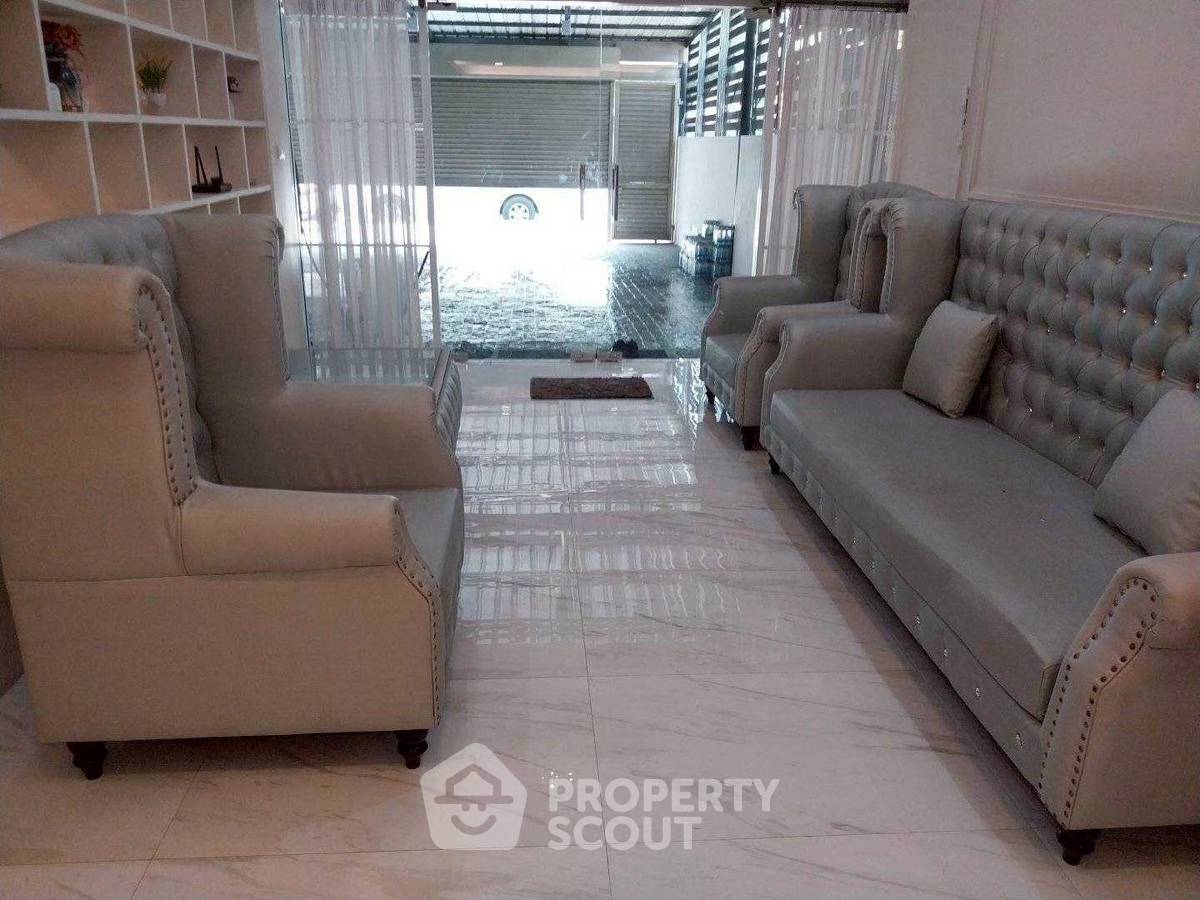 รูป บ้านเดี่ยว 4 ห้องนอน ขาย ใกล้แถบบางชัน เขตคลองสามวา (300 ตร.ม.) (ID 3119334) - รูปที่ 22/23