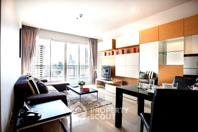 Condos for rent : High-Floor 1-BR 46 Sqm Circle Condominium near MRT Phetchaburi (ID 2743503)