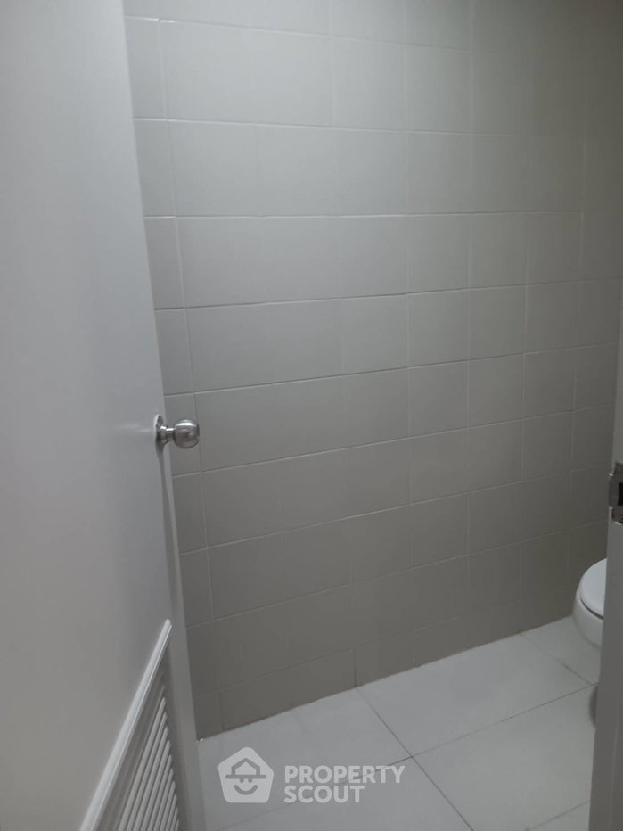 รูป คอนโด 2 ห้องนอน The Waterford Park Sukhumvit 53 ชั้น 12 ใกล้ BTS ทองหล่อ (ID 3116107) - รูปที่ 18/19
