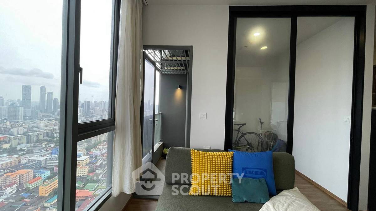 picture Well-Priced 1-BR Condo, Cloud Thonglor-Phetchaburi, MRT Phetchaburi (ID 3124707) - 8/13