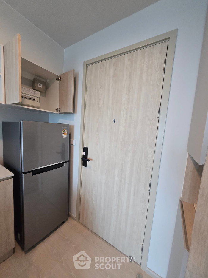 picture High-Floor 1-BR 30 Sqm Condo at NUE Mega Plus Bangna (ID 3125226) - 1/9