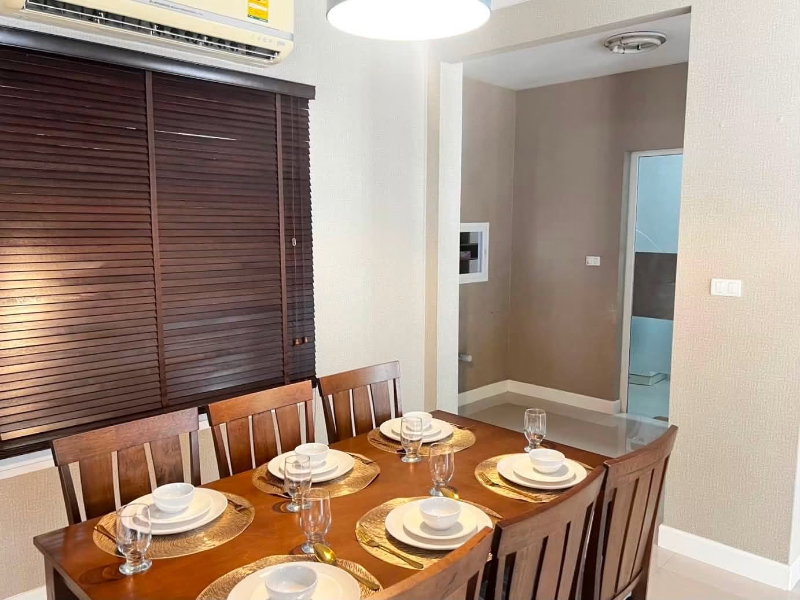 รูป 🏡 ให้เช่าบ้านเดี่ยว ตกแต่งสไตล์โมเดิร์น ในโครงการคุณภาพ สิ่งแวดล้อมดี ความปลอดภัยสูง ใกล้ห้างสรรพสินค้า, โรงเรียนนานาชาติ และอื่นๆอีกมากมาย - รูปที่ 5/17