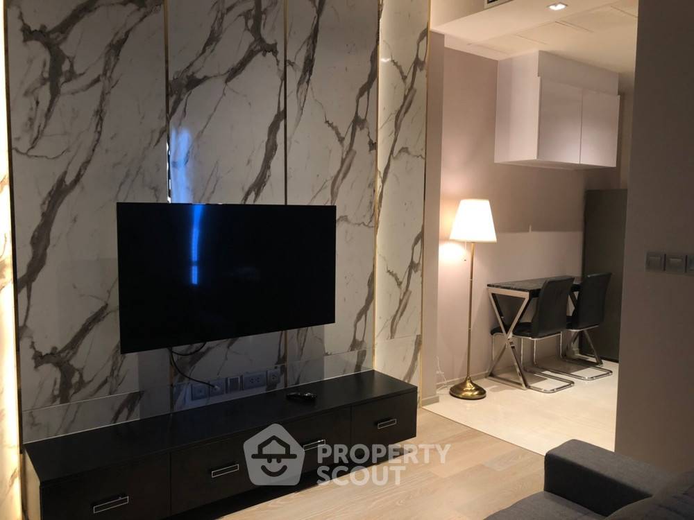 picture High-Floor 1-BR Condo Ashton Silom, 300m to BTS Chong Nonsi (ID 347736) - 12/14