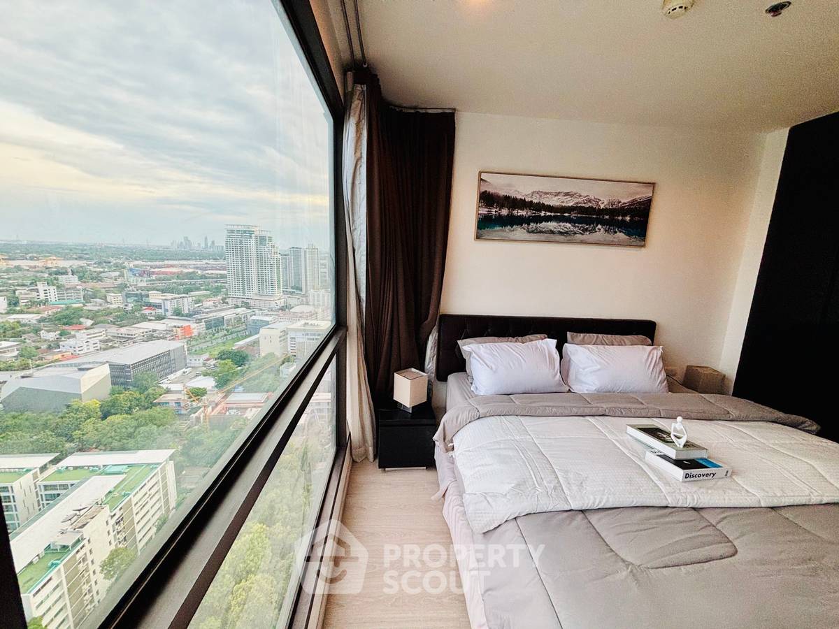 picture 2-BR 53 Sqm, High-Floor at Rhythm Sukhumvit 44/1, 70m to BTS Phra Khanong (ID 3115712) - 3/16
