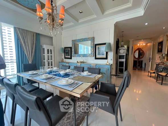picture Well-Priced 3-BR 177 Sqm Condo At Royce Private Residences, MRT Sukhumvit (ID 3119095) - 3/23
