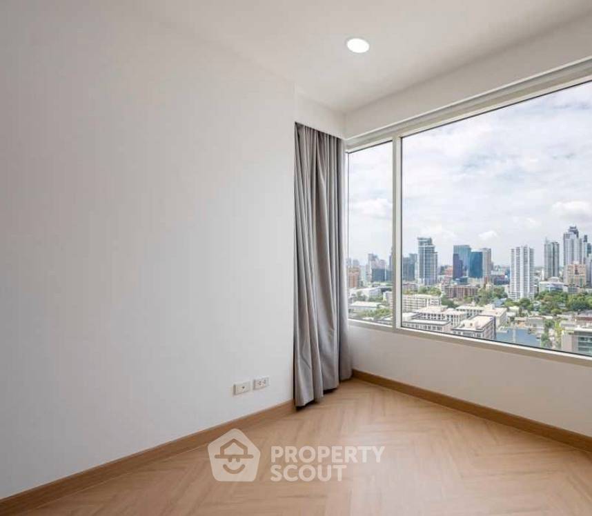รูป คอนโด 2 ห้องนอน 117 ตร.ม. ราคาน่าสนใจ ใกล้ BTS นานา (300 ม.) | สรัญชัย แมนชั่น คอนโด (ID 3121151) - รูปที่ 3/12