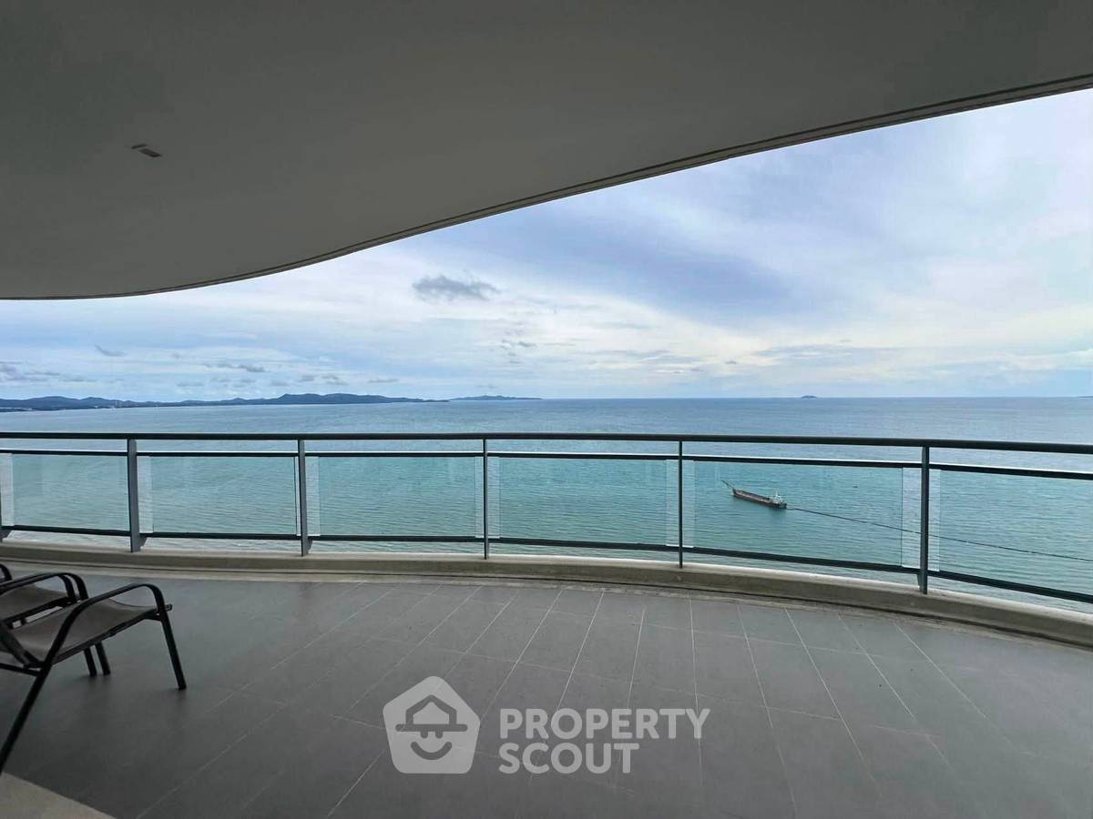 picture High-Floor 3-BR 217 Sqm At Reflection Jomtien Beach Pattaya (ID 3120030) - 1/15