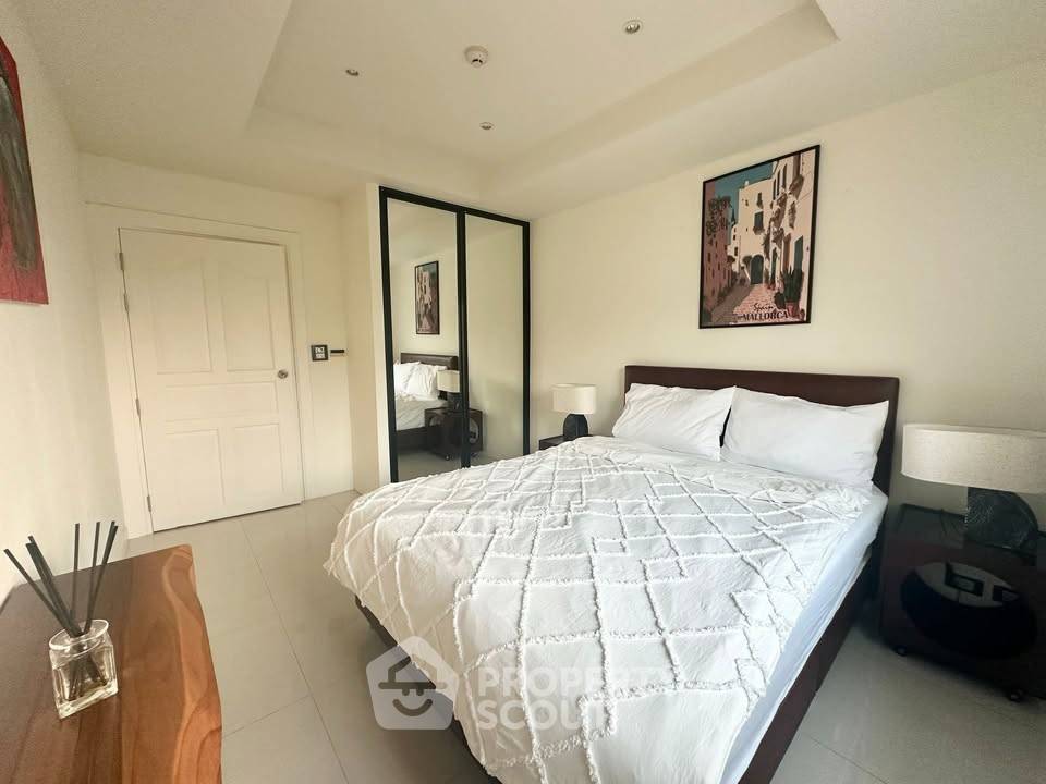 picture 3-BR Condo For Rent In VN Residence 2, Near Phratamnak (ID 3121932) - 11/27