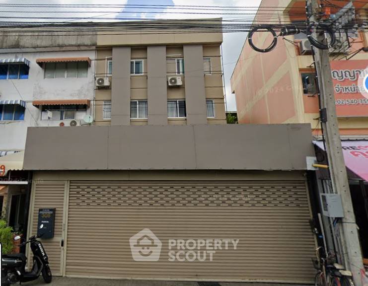 รูป บ้านเดี่ยว 4 ห้องนอน ขาย ใกล้แถบบางชัน เขตคลองสามวา (300 ตร.ม.) (ID 3119334) - รูปที่ 1/23