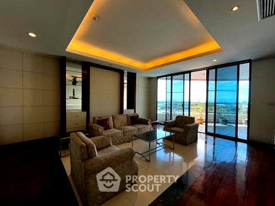 Condos for sale : 4-BR Condo Royal River Place, 7th Floor | Bang Phong Phang (ID 2820519)