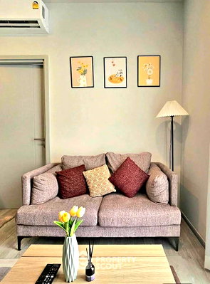 Condos for rent : Well-Priced 1-BR Condo At XT Ekkamai, 8th Floor Near BTS Thong Lor (ID 3121428)