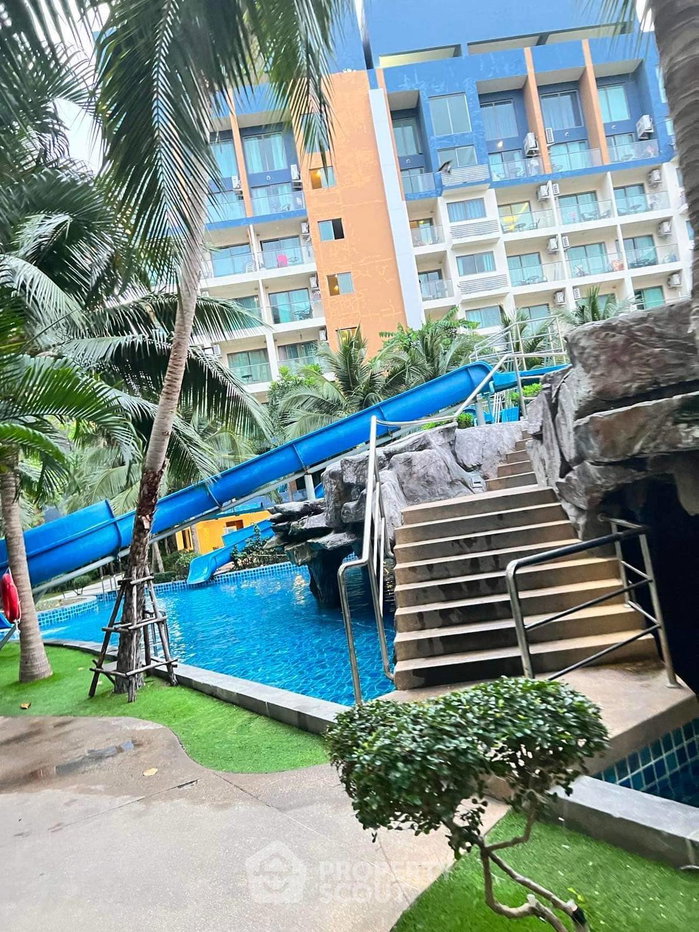 picture Well-Priced 1-BR 48 Sqm Laguna Beach Resort 2 Condo (ID 1553482) - 11/13