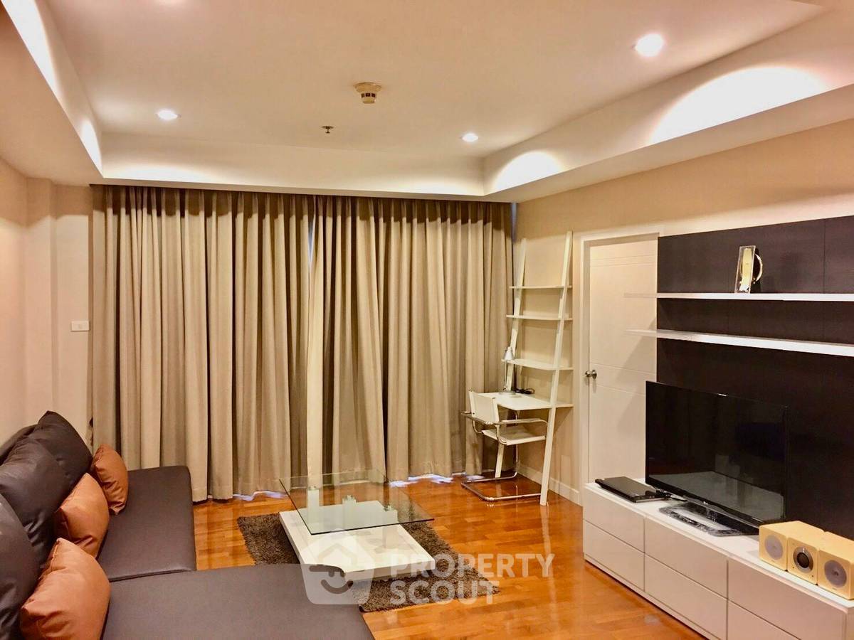 รูป คอนโด 1 ห้องนอน 60 ตร.ม. ชั้น 8 โครงการ บ้าน สิริ 24 ใกล้ BTS พร้อมพงษ์ (ID 515212) - รูปที่ 1/18