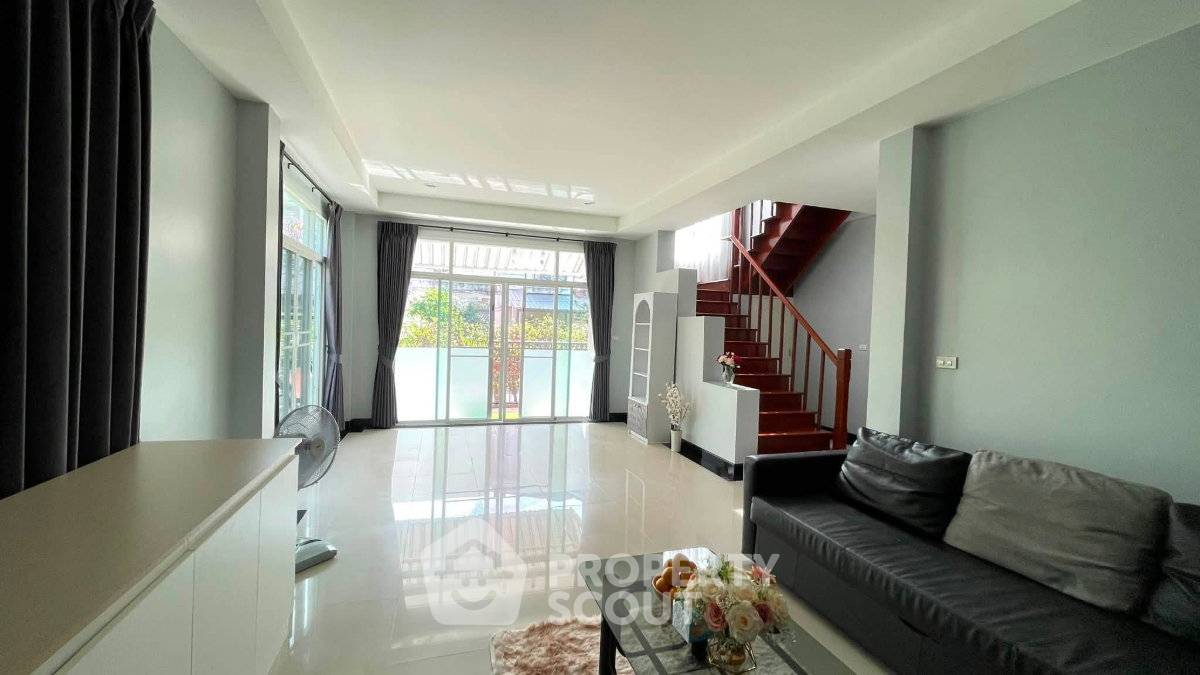 picture 4-BR House For Sale, Baan Lalin The Young Executive, Prawet (ID 3110406) - 14/17