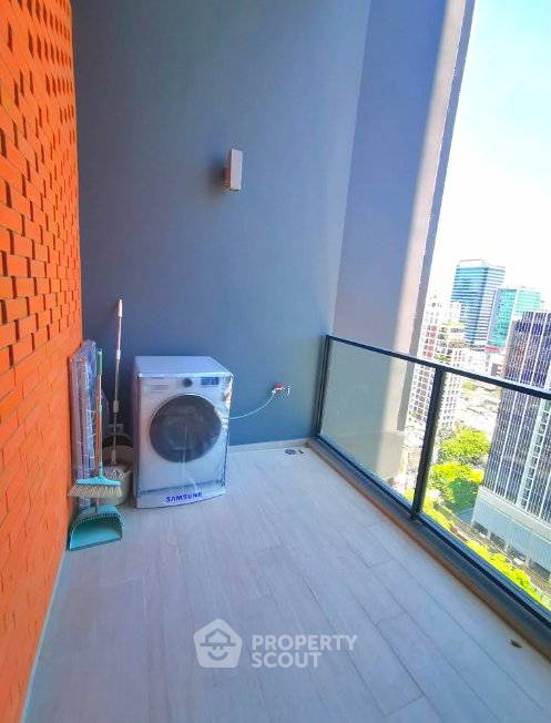 รูป คอนโด 2 ห้องนอน ชั้นสูง 17 75 ตร.ม. The Lofts Silom ห่าง BTS สถานีสุรศักดิ์ 400 ม. (ID 3109953) - รูปที่ 9/24