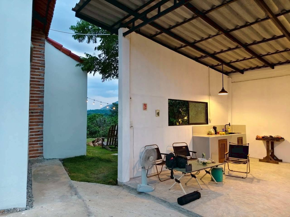รูป บ้านใหม่ 2 ชั้น ดีไซน์ลงตัว วิวภูเขา 180 องศ บนทำเลบ้านหัวฝาย ต.บ้านกาด อ.แม่วาง จ.เชียงใหม่ T. 063-6649056 - รูปที่ 6/27