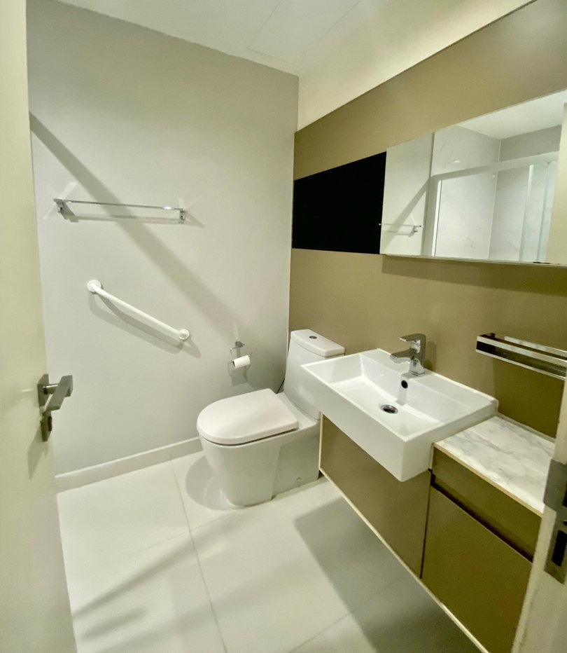 picture For rent The Room Sathorn - Taksin / Line : 0619465424 - 11/16