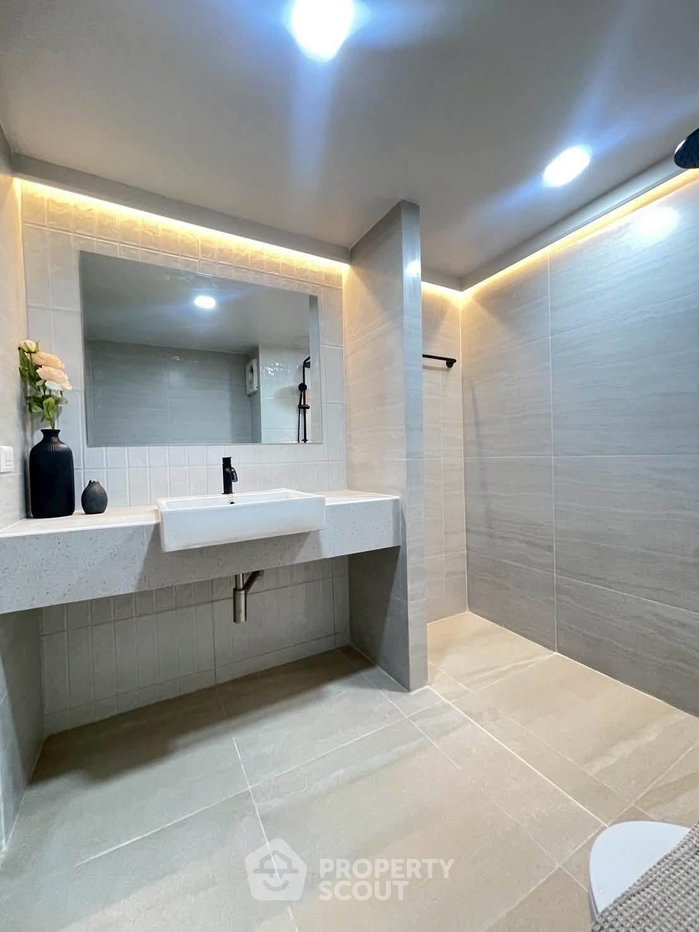 picture 1-BR Condo For Sale At Raintree Villa Sukhumvit 53, 5th Floor, BTS Thong Lor (ID 3126788) - 13/13
