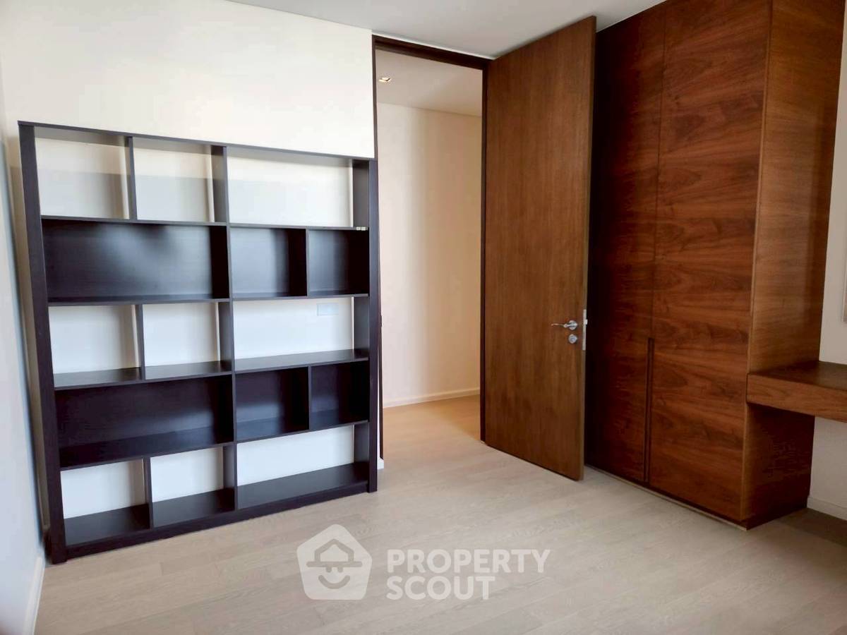 รูป คอนโด 2 ห้องนอน ชั้น 24 ขนาด 142 ตร.ม. The Lakes Bangkok ใกล้ BTS อโศก 300 ม. (ID 3115984) - รูปที่ 12/17