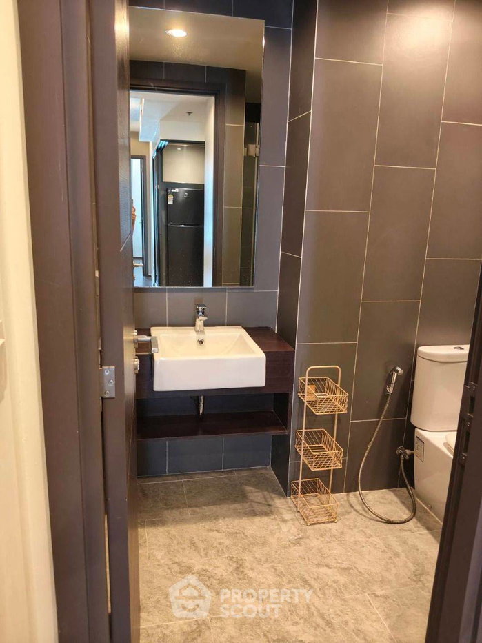 picture 2-BR Condo For Rent At C Ekkamai, 9th Floor Near ARL Ramkhamhaeng (ID 3118212) - 13/15