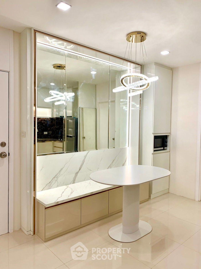 picture 2-BR Condo For Sale, The Winning Tower, ARL Ramkhamhaeng (ID 497198) - 3/45