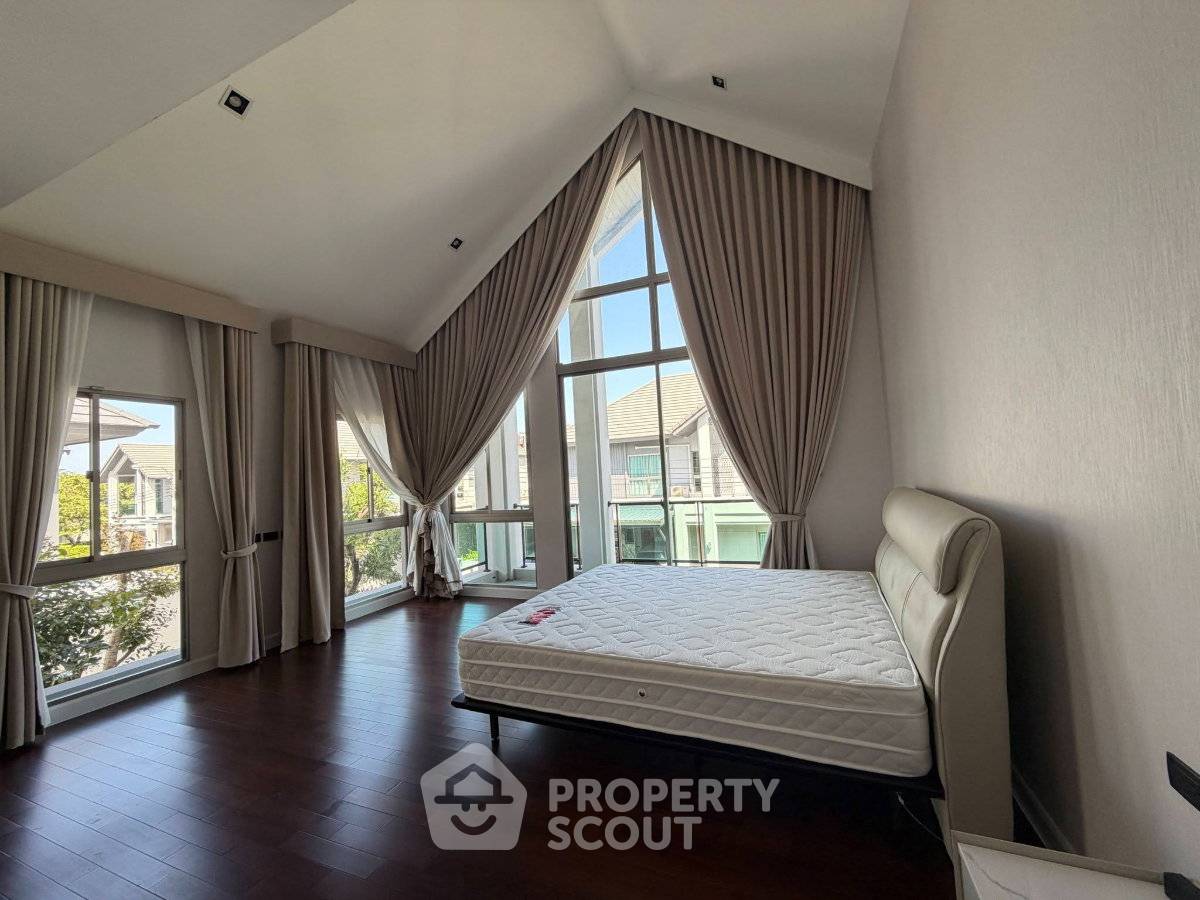 รูป บ้าน 4 ห้องนอนให้เช่า โครงการ บางกอก บูเลอวาร์ด ซิกเนเจอร์ ลาดพร้าว-เสรีไทย (ID 3123770) - รูปที่ 1/8