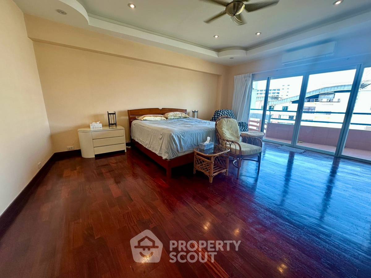 รูป คอนโด 1 ห้องนอน ซี สารัน คอนโดมิเนียม บางเสร่ (105 ตร.ม.) ชั้น 5 (ID 3126575) - รูปที่ 6/13