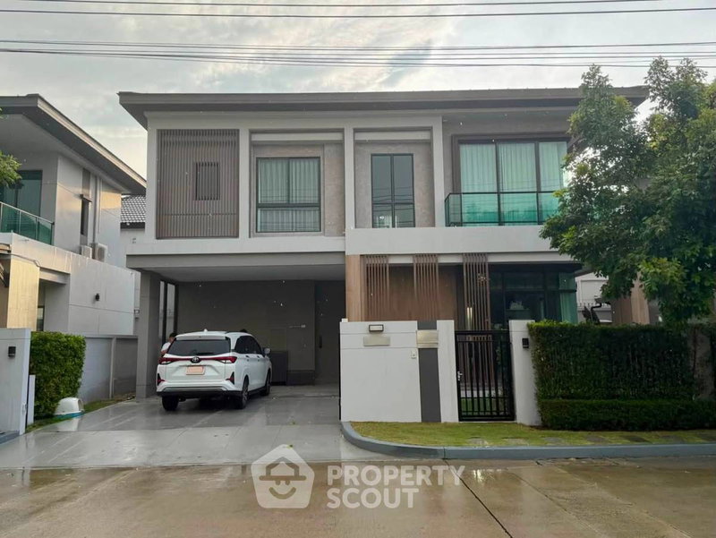 Houses for sale : 3-BR House For Sale, Bangkok Boulevard Bangna-Srinakarin (ID 3126763)
