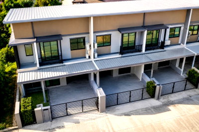 Townhouses for rent วิทยาลัยเทคนิคกาญจนาภิเษกสมุทรปราการ : ABAC Bangna Townhome, 2 floors, 3 bedrooms, Kanchanaphisek Technical Village, Samut Prakan, 2 bathrooms, near Sermsuk Market, Bang Bo, 800 m., 24 sq