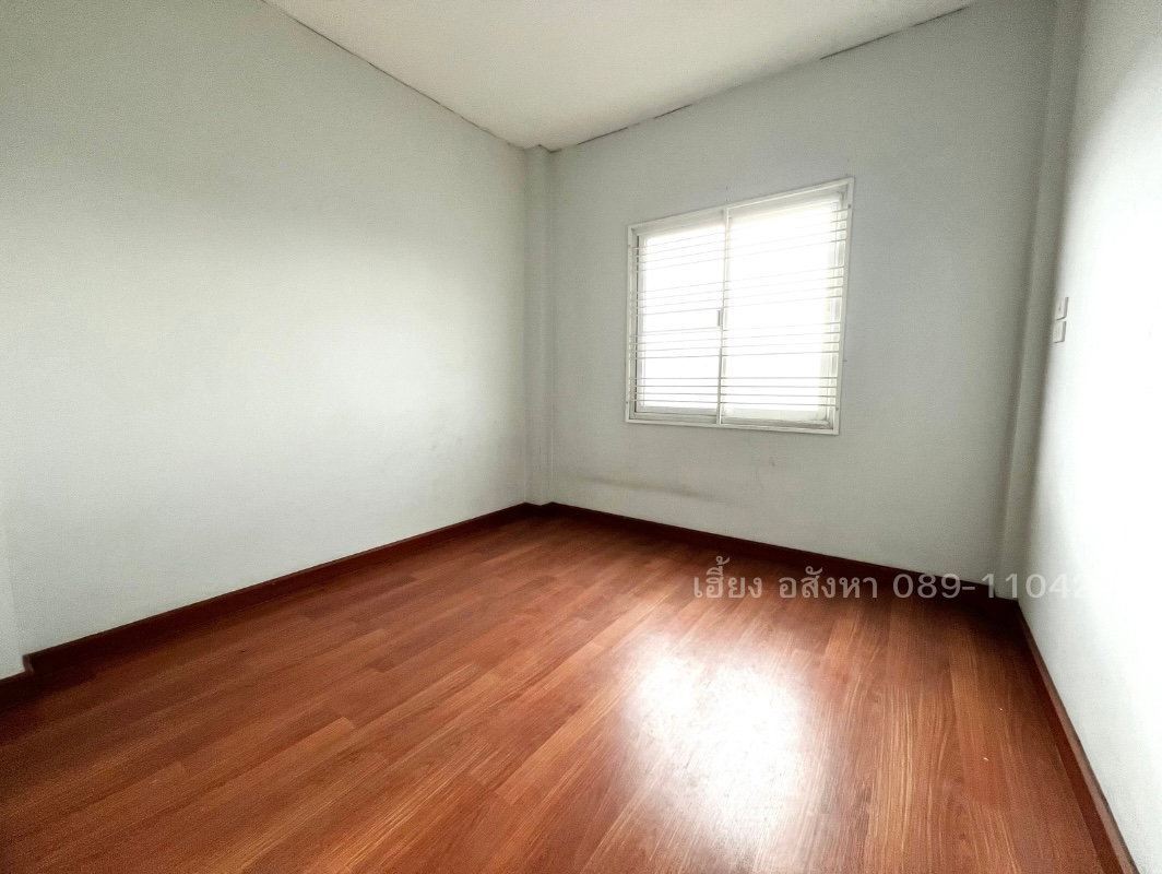 รูป พรหมศิริ เพชรเกษม77 บ้านทาวน์โฮม  2 ชั้น ม.พรหมศิริ เพชรเกษม 77 พื้นที่ใหญ่ 33.5 ตร.ว. เพียง 2,180,000 บาทเท่านั้น! 🔥 - รูปที่ 8/12