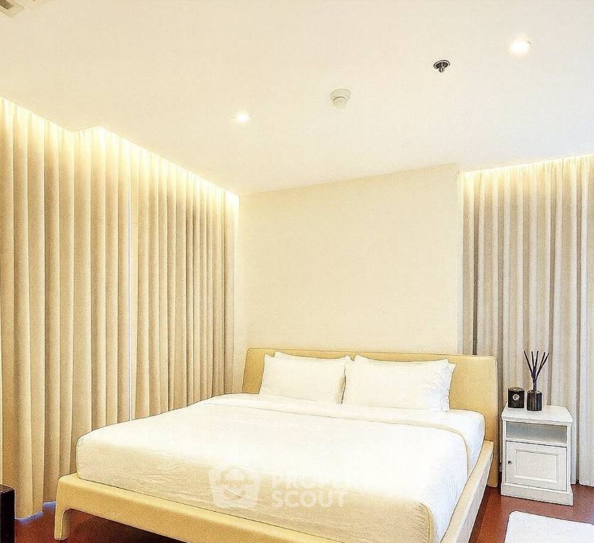 รูป คอนโด 2 ห้องนอน 83 ตร.ม. ชั้น 8 ที่ ขุน บาย ยู ใกล้ BTS ทองหล่อ (ID 2501378) - รูปที่ 5/6