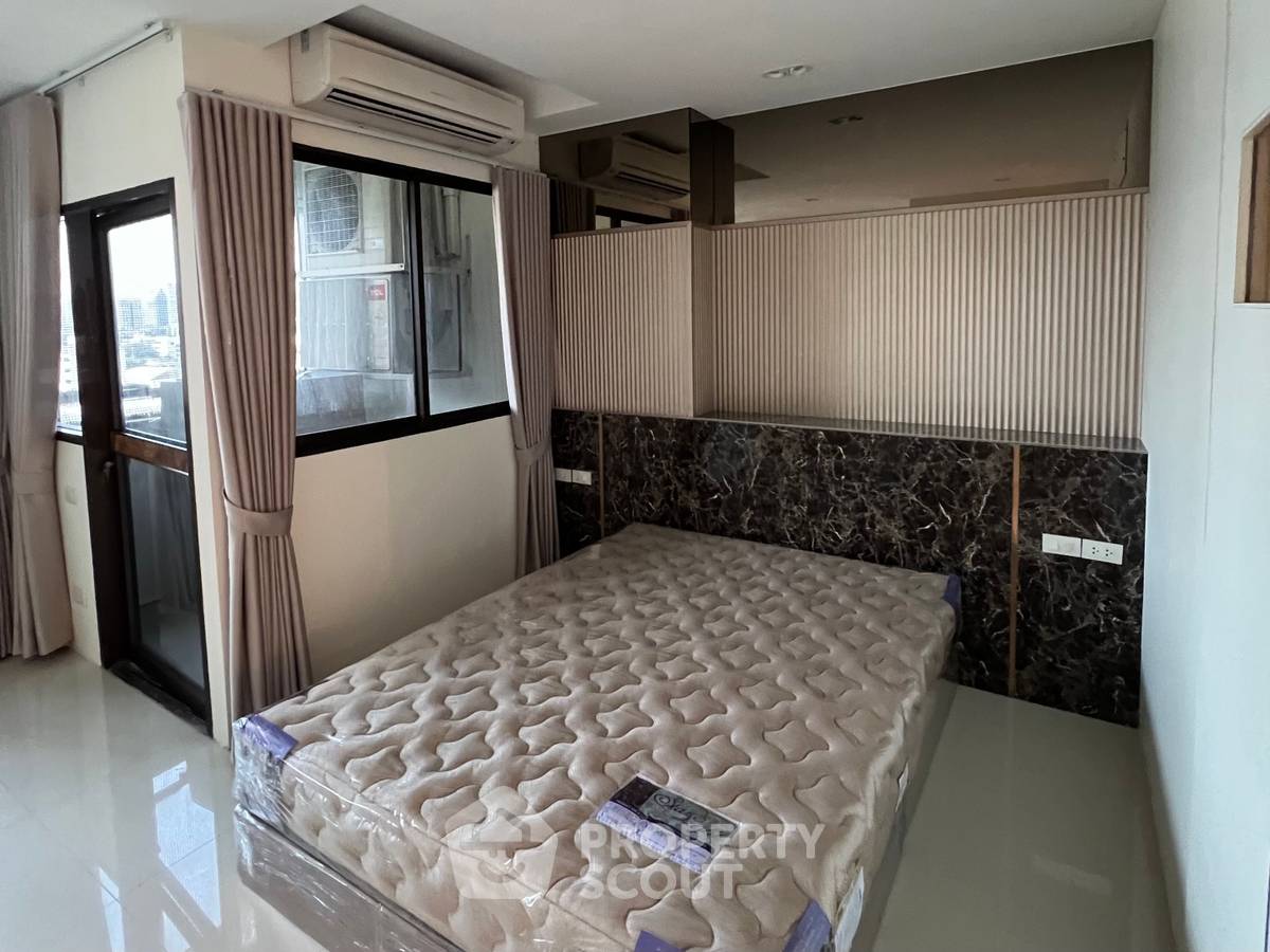 picture 2-BR Condo For Sale, The Winning Tower, ARL Ramkhamhaeng (ID 497198) - 24/45