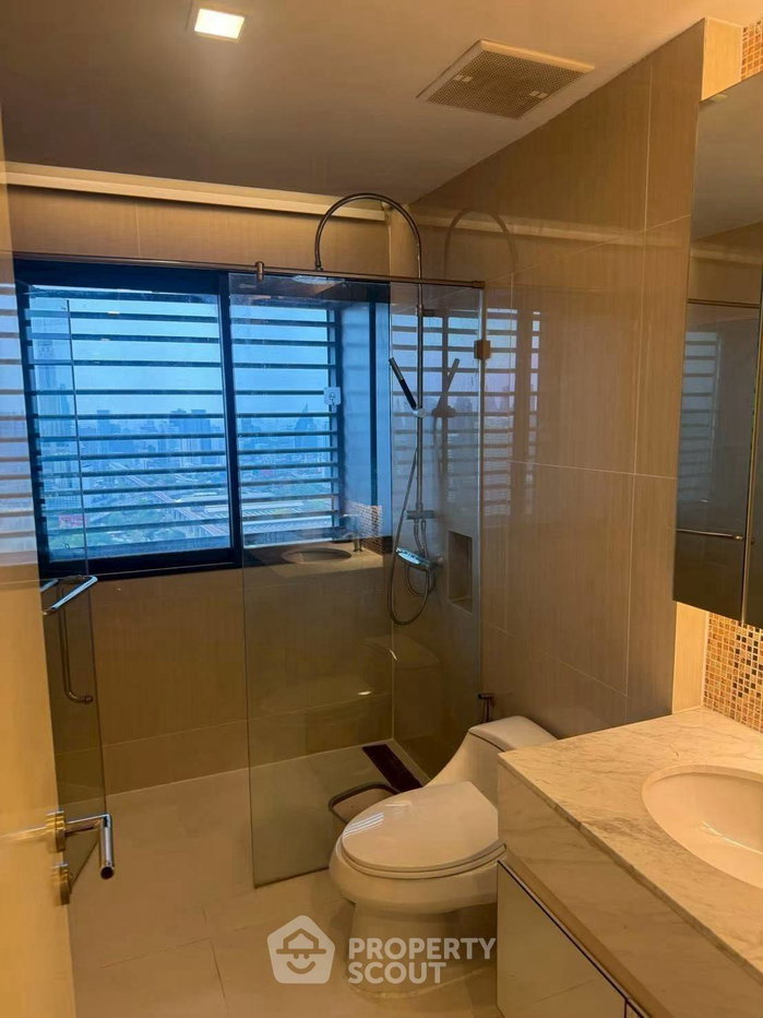picture 3-BR Condo At Circle Living Prototype New Petchburi, 39th Floor Near MRT Phetchaburi (ID 3119986) - 6/14