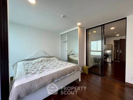 1-BR Condo For Sale Bangkok Feliz @ Krung Thon Buri Station, 200m to BTS (ID 2334253)