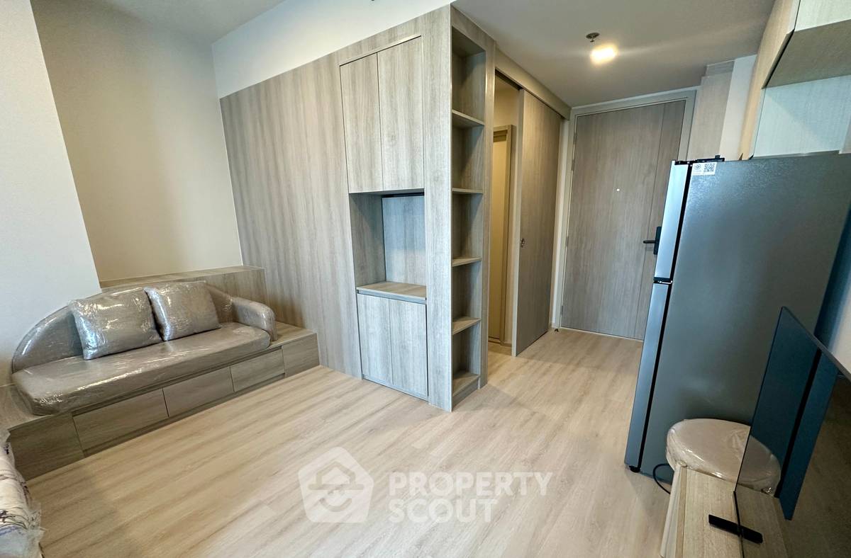 picture 1-BR Condo At Cobe Ratchada-Rama 9, 18th-Floor Near MRT Huai Khwang (ID 3114834) - 10/15