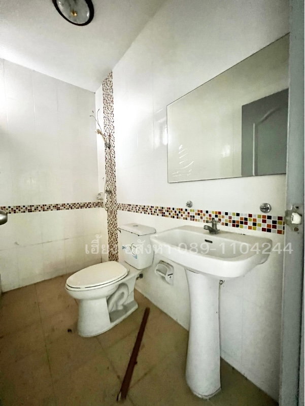 รูป พรหมศิริ เพชรเกษม77 บ้านทาวน์โฮม  2 ชั้น ม.พรหมศิริ เพชรเกษม 77 พื้นที่ใหญ่ 33.5 ตร.ว. เพียง 2,180,000 บาทเท่านั้น! 🔥 - รูปที่ 11/12