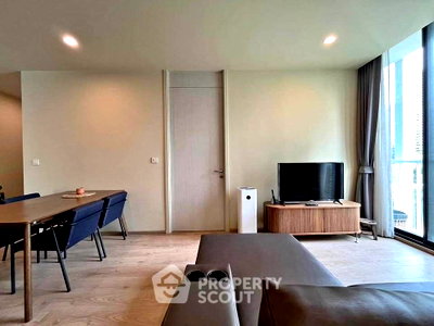 คอนโดให้เช่า : คอนโด 2-ห้องนอน ที่ โนเบิล รีโคล ใกล้ MRT สุขุมวิท (ID 2528895)