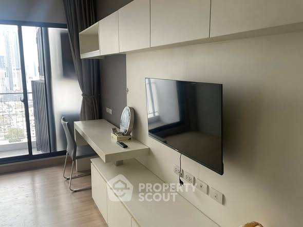 รูป คอนโด 1 ห้องนอน ชั้น 23 ขนาด 38 ตร.ม. ใกล้ BTS กรุงธนบุรี 400 ม. Urbano Absolute (ID 2830601) - รูปที่ 2/9